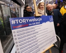 Konferencja MPK Wrocław na temat Torywolucji 2023 w tramwaju na placu Teatralnym