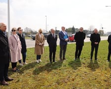 Konferencja prasowa z podpisania umowy na budowę trasy autobusowej na Jagodno.