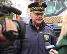 Strażnicy miejscy dostali 2 łodzie patrolowo-ratownicze i samochód do ich przewożenia.