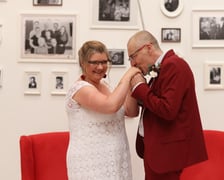 Agnieszka Gil i Piotr Gawałko ślubowali sobie miłość w bibliotece
