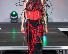 <p>FashiON! Wrocław Fashion Week 2023 - pokaz i sesja Mai Mielcarek</p>