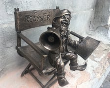 <p>Nowy krasnal-reżyser u zbiegu ulic Mierniczej i Łukasińskiego</p>