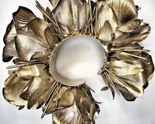 <p>Na zdjęciach biżuteria z projektu &bdquo;Relacje&rdquo; realizowanego&nbsp;w ramach stypendium artystycznego Prezydenta Wrocławia</p>