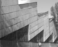 <p>Hala tłoczni-ciągarni-wykończalni dawnego Hutmenu</p>