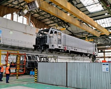 We Wrocławiu, w miejscu dawnego Pafawagu, działa wrocławski oddział Alstomu, światowego potentata na rynku produkcji lokomotyw i wagonów