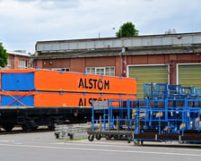 We Wrocławiu, w miejscu dawnego Pafawagu, działa wrocławski oddział Alstomu, światowego potentata na rynku produkcji lokomotyw i wagonów
