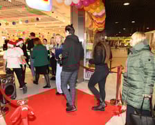 6 grudnia 2022 r. otwarto drogerię dm w centrum handlowym Marino we Wrocławiu