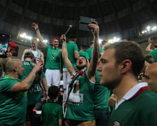 Kibice Śląska Wrocław bawią się w Hali stulecia z okazji mistrzostwa klubu