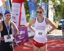 Biegacze i kibice na Orthos H2O Wrocław Półmaratonie