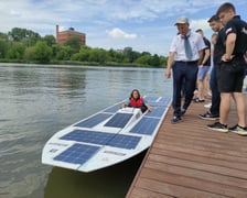 Studenci z koła naukowego PWr Solar Boat Team zbudowali łódź solarną