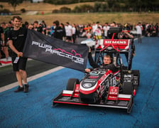 Pierwsze zawody, podczas których studenci z PWr Racing Team mieli okazję zaprezentować swój nowy bolid RT12e, zostały rozegrane na węgierskim torze Hungaroring