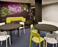 <p class="MsoNormal">&ndash;&nbsp;Poszczeg&oacute;lne strefy nie byłyby fizycznie oddzielone barierami, jednak rozmieszczenie mebli umożliwiałoby niezależne funkcjonowanie każdej z nich&nbsp;&ndash; zaznacza Katarzyna Filopowicz.</p>