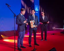 <p>Gala 30 Kreatywnych Wrocławia, 15.04.2026. Przy mikrofonie bracia Michał i Paweł Wojczyńscy z Cukierni Łomżanka.</p>