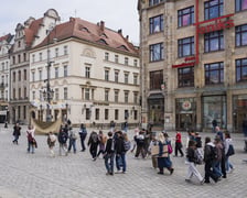 Akcja „Uczniowie listy piszą i wysyłają” na wrocławskim Rynku