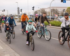 "Rowerowa mobilizacja" - przejazd z parkingu P+R przy ul. Fieldorfa na piknik na terenie Młodzieżowego Ośrodka Socjoterapii przy Kieleckiej