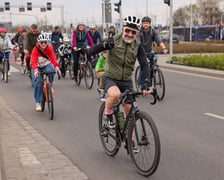 "Rowerowa mobilizacja" - przejazd z parkingu P+R przy ul. Fieldorfa na piknik na terenie Młodzieżowego Ośrodka Socjoterapii przy Kieleckiej