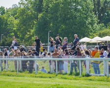 Niedziela 10 maja - trzeci dzień wyścigowy na Partynicach