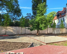 Podwórko Prusa-Poniatowskiego-Oleśnicka-Żeromskiego w trakcie prac