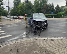 Kolizja na skrzyżowaniu ul. Poznańskiej i Zachodniej we Wrocławiu