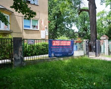 <p>Baner z informacjami dla mieszkańc&oacute;w o przyszłości przedszkola przy ul. Łączności</p>