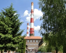 Charakterystyczna architektura z kominami elektrociepłowni „Czechnica” oraz towarzysząca jej zabudowa mieszkaniowa wielokrotnie przyciągały do Siechnic filmowców.