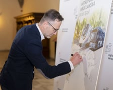 Samorządowcy z aglomeracji wrocławskiej podczas spotkania w sprawie ustawy o powołaniu Metropolii Wrocławskiej