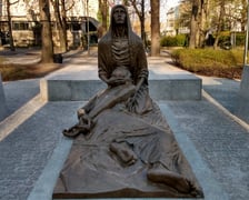 Pieta Katyńska w parku Słowackiego