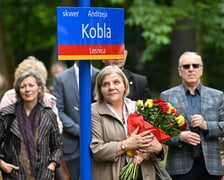 Uroczystość nadania imienia Andrzeja Kobla skwerowi w Leśnicy