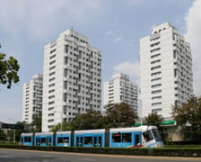Wrocławski Manhattan (plac Grunwaldzki 14) nazywany też "sedesowcami" to projekt Jadwigi Grabowskiej-Hawrylak,