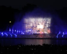 Wyjątkowy pokaz fontanny multimedialnej o powodzi tysiąclecia - Pergola przy Hali Stulecia. 23 lipca 2022 r.