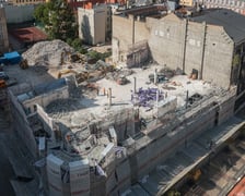 Wyburzanie domu handlowego Solpol przy ul. Świdnickiej - sierpień 2022