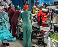Niezwykła akcja w Uniwersyteckim Szpitalu Klinicznym we Wrocławiu: pacjent z Norwegii przyleciał po nowe serce