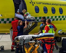 Niezwykła akcja w Uniwersyteckim Szpitalu Klinicznym we Wrocławiu: pacjent z Norwegii przyleciał po nowe serce