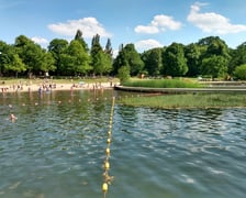 W tym sezonie wrocławskie baseny i kąpieliska odwiedziło 166 tys. osób