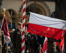 Na zdjęciu żołnierki i żołnierze Wojsk Obrony Terytorialnej we Wrocławiu