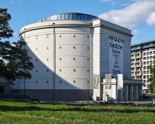 Dawny bunkier przeciwlotniczy, dziś muzeum (MWW) przy placu Strzegomskim