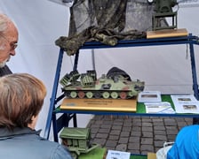 Pokaz sprzętu wojskowego 11 listopada na wrocławskim Rynku
