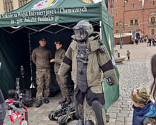 Pokaz sprzętu wojskowego 11 listopada na wrocławskim Rynku
