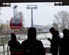 Zima zagościła we Wrocławiu. Właśnie spadł pierwszy śnieg...