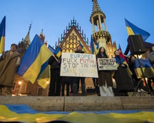 24 luty 2022, Rosja zaatakowała Ukrainę. Manifestacja wsparcia dla Ukrainy na wrocławskim Rynku.