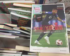 Książka "Skrzydłowi" to jedna z propozycji do wypożyczenia