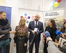 Konferencja prasowa podczas otwarcia Centrum Pomocy Dzieciom