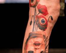 <p>2 miejsce w kategorii Najlepszy tatuaż I dnia konwentu -&nbsp;Anna Karpova Dead Body Tattoo</p>