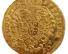 <p>Znalezione we Wrocławiu złote monety trafią do Muzeum Archeologicznego</p>