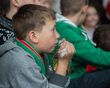 <p>Paweł Parus i Marcin Pawelec na spotkaniu z uczniami w ramach projektu edukacyjnego w Zespole Szk&oacute;ł nr 20</p>