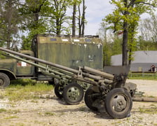 Czołg, SKOT i armaty! Nowe niezwykłe eksponaty Społecznego Muzeum Militarnego przy ul. Pełczyńskiej we Wrocławiu