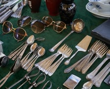 Giełda staroci pod Iglicą