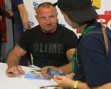 <p>Podczas wydarzenia można było porozmawiać z Pudzianem&nbsp;</p>