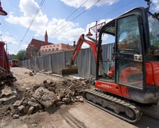 <p>Trwa remont Mostu Piaskowego. Zobaczcie, do kiedy potrwają utrudnienia&nbsp;&nbsp;</p>