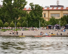 Wrocław widziany z pokładu statku pływającego po Odrze